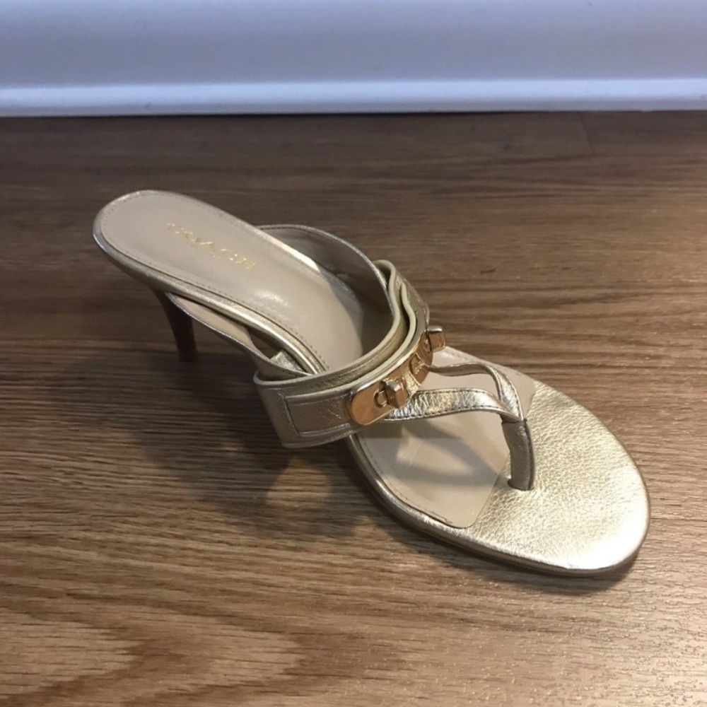 Coach leather gold sandals - Picture 6 of 8